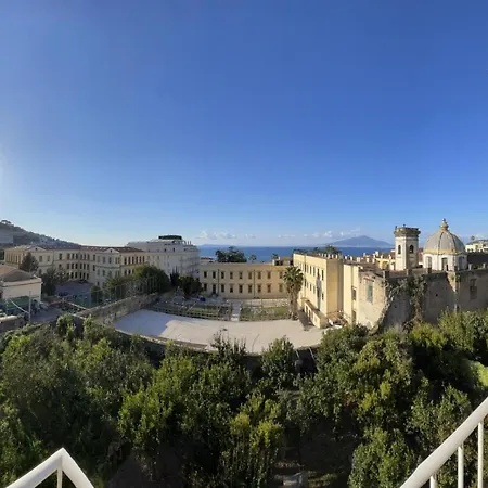 The Attico Alojamento de Acomodação e Pequeno-almoço 3*